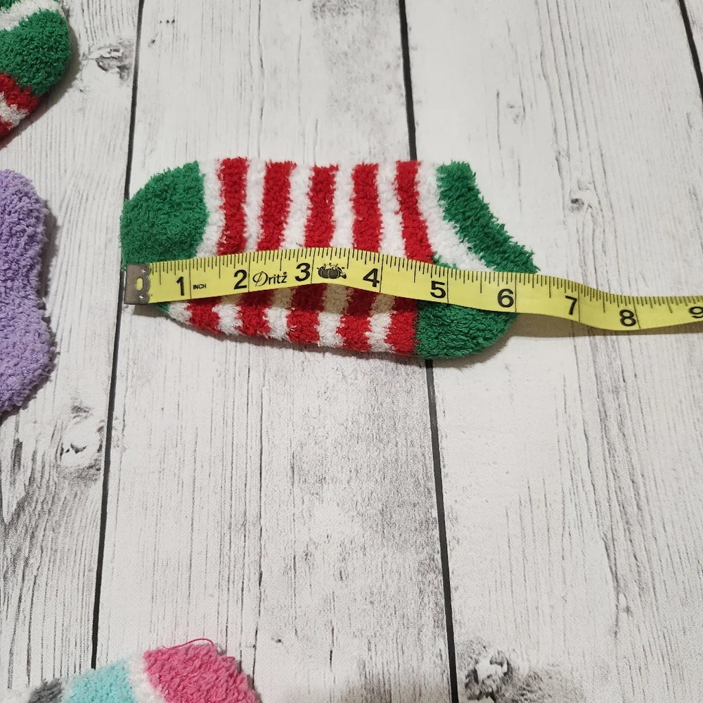 Toddler Girl/Boy warm fuzzy soft socks.
